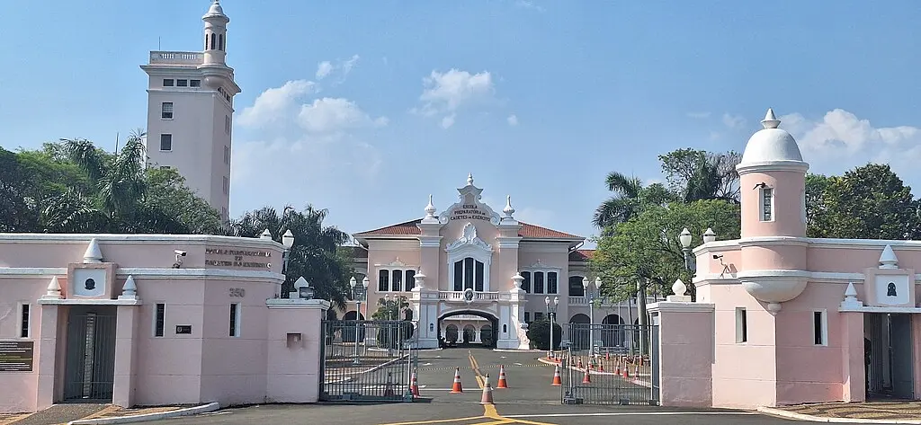 Você conhece as 7 maravilhas de Campinas? 8 Escola Preparatória dos Cadetes do Exército de Campinas