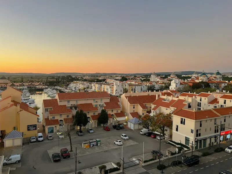 Turismo em Albufeira, Portugal: um paraíso no Algarve 10 Faro no Algarve Portugal