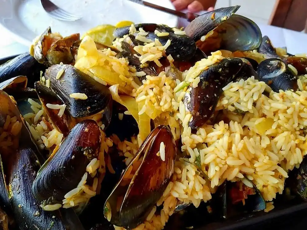 Roteiro gastronômico: 20 lugares para comer em Praia Grande SP 13 Restaurante Paraíso Boqueirão. Onde comer frutos do mar na Praia Grande SP