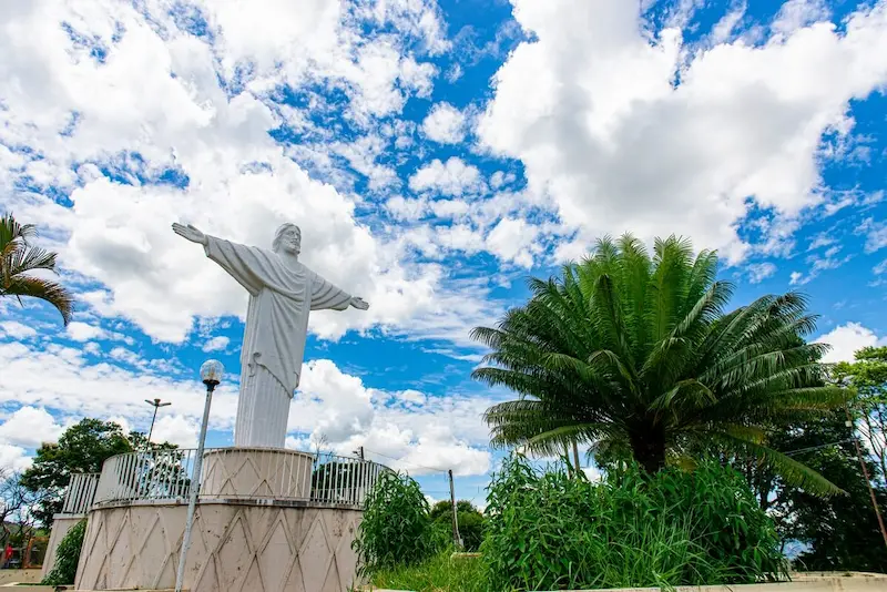 O que fazer em Lindóia: a Capital da Água Mineral no Circuito das Águas 4 O que fazer em Lindóia, visitar o Mirante do Cristo Redentor em Lindóia