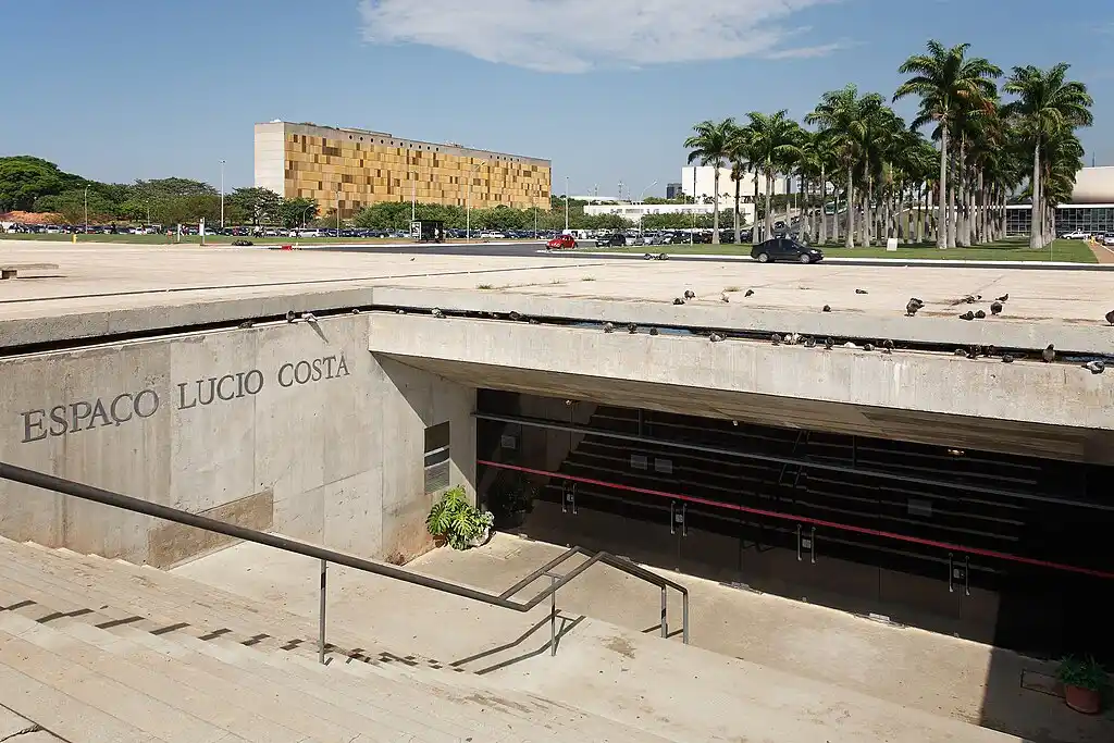O que conhecer em Brasília: roteiro pelo Eixo Monumental 15 Espaço Lúcio Costa com a Maquete de Brasília