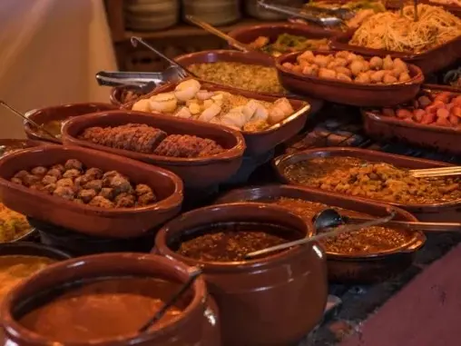 15 restaurantes em Joaquim Egídio: do caipira ao sofisticado (Guia 2026) 8 Feijão com Tranqueira restaurante caipira em Joaquim Egídio