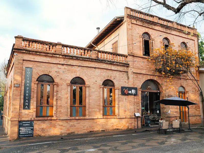 Restaurante peruano Ají com Mel Sousas